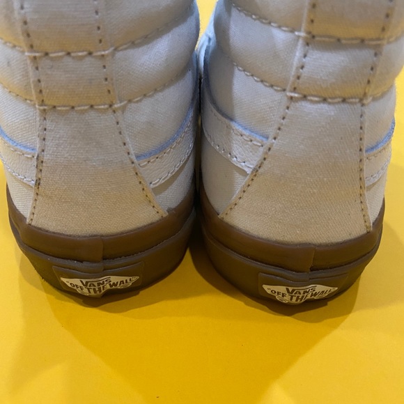 White high top canvas Vans - Picture 7 of 9